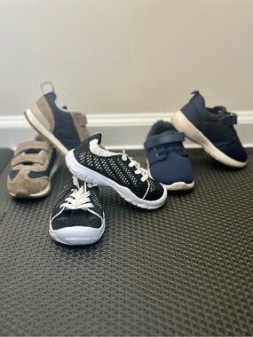 3 pairs of 6T boy toddler shoes
